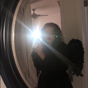 Meet your Posher, Cynthia